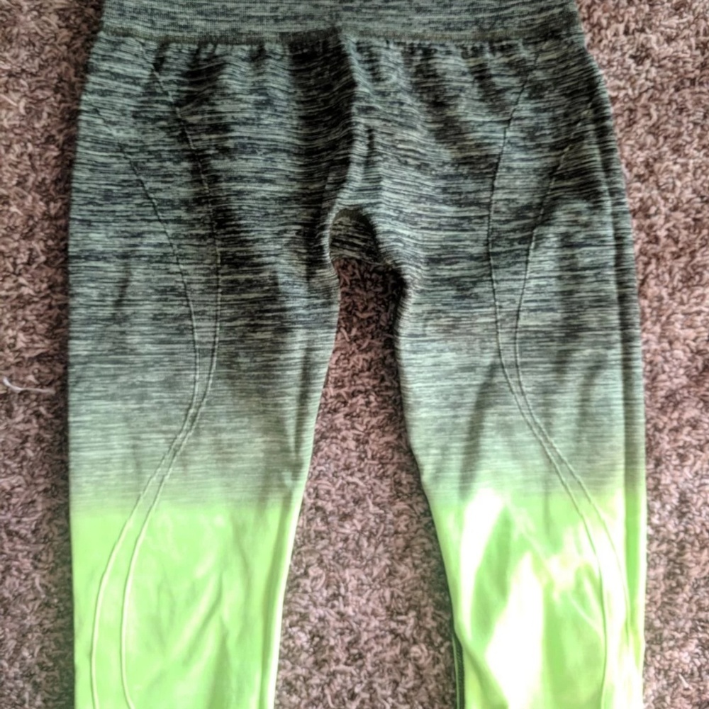 Seemless workout capri legging